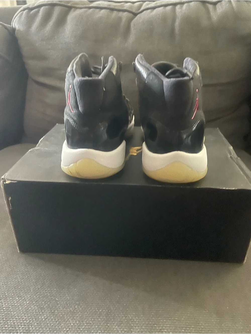 Jordan 11 retro size 5